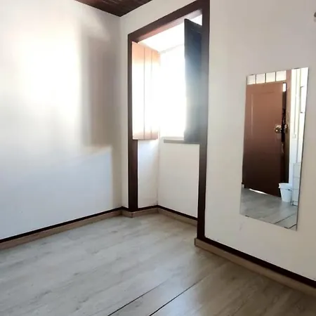 Private 202 In Da Fonte Hostel Figueira da Foz